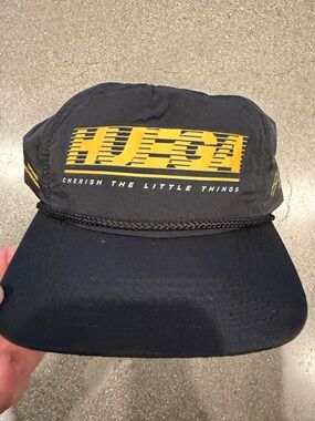 HUEGA HOUSE TIDAL HAT